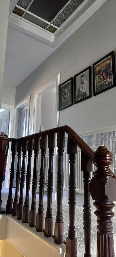 Riverbank Guesthouse إينفيرنيس المظهر الخارجي الصورة