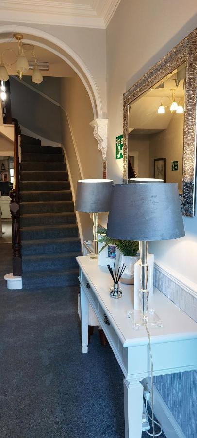 Riverbank Guesthouse إينفيرنيس المظهر الخارجي الصورة