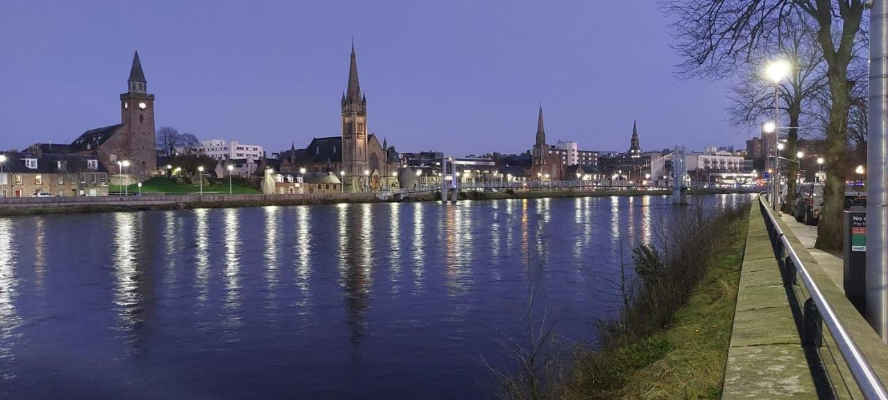Riverbank Guesthouse إينفيرنيس المظهر الخارجي الصورة