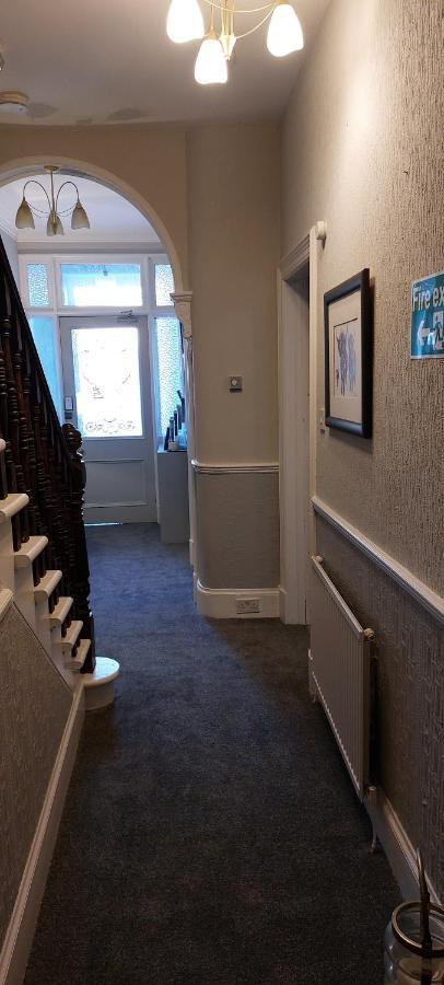 Riverbank Guesthouse إينفيرنيس المظهر الخارجي الصورة
