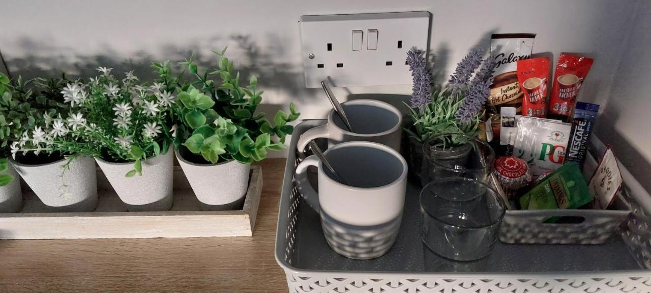 Riverbank Guesthouse إينفيرنيس المظهر الخارجي الصورة